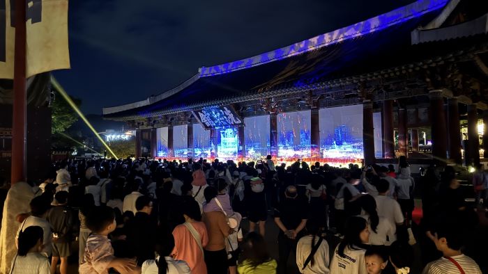 6만 5천여 명 몰린 ‘통제영 미디어아트’…시민·관광객 모두 반했다! 기사 이미지