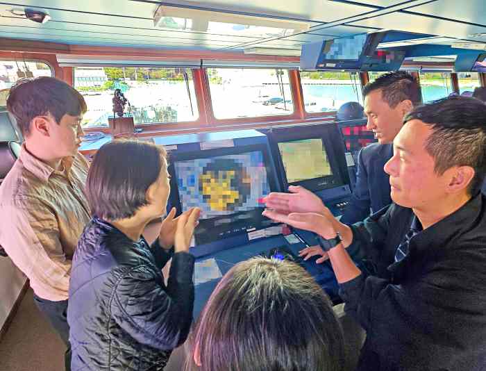 통영해경, 수어통역사와 함께 ‘소통의 바다’를 열다 기사 이미지