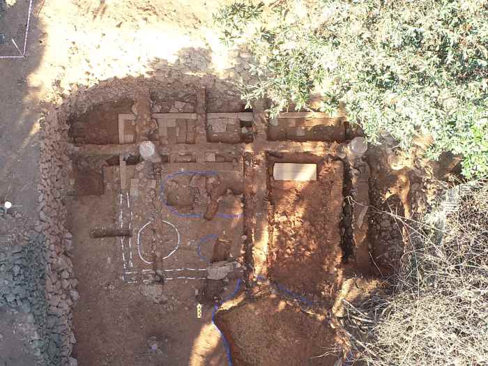 통영시, 통제사 비석 긴급 발굴 성과 기사 이미지