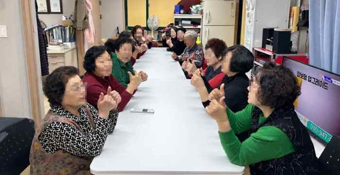 통영시, 경로당 행복식탁 추가 보급 완료 기사 이미지