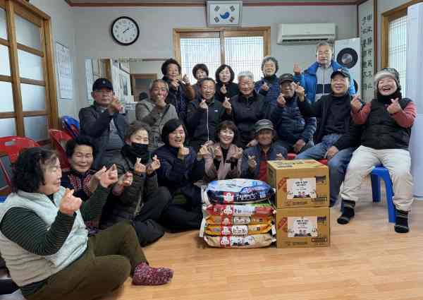 도산면, 설 앞두고 경로당 24곳 위문 방문 기사 이미지
