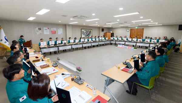 통영시, ‘간부 모시는 날’ 관행 근절…공직 사회 조직 문화 혁신 다짐 기사 이미지