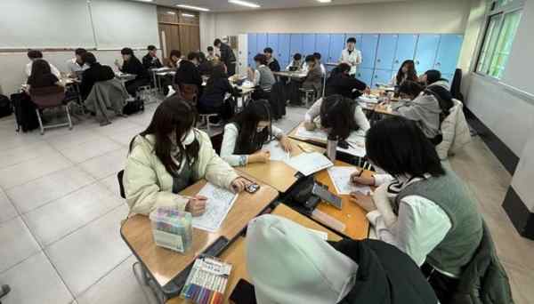 통영교육지원청, ‘지속 가능 미래 교육’ 로드맵 본격화…지역 완결형 교육 모델 구축 기사 이미지