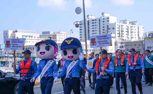 “구명조끼 착용률 14%”…통영해경, 바다 안전 ‘생명선’ 지키기 총력 기사 이미지