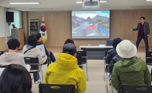 “봄밤 수놓는 벚꽃 향연”…봉숫골 꽃나들이 축제, 안전 준비 ‘이상 무’ 기사 이미지